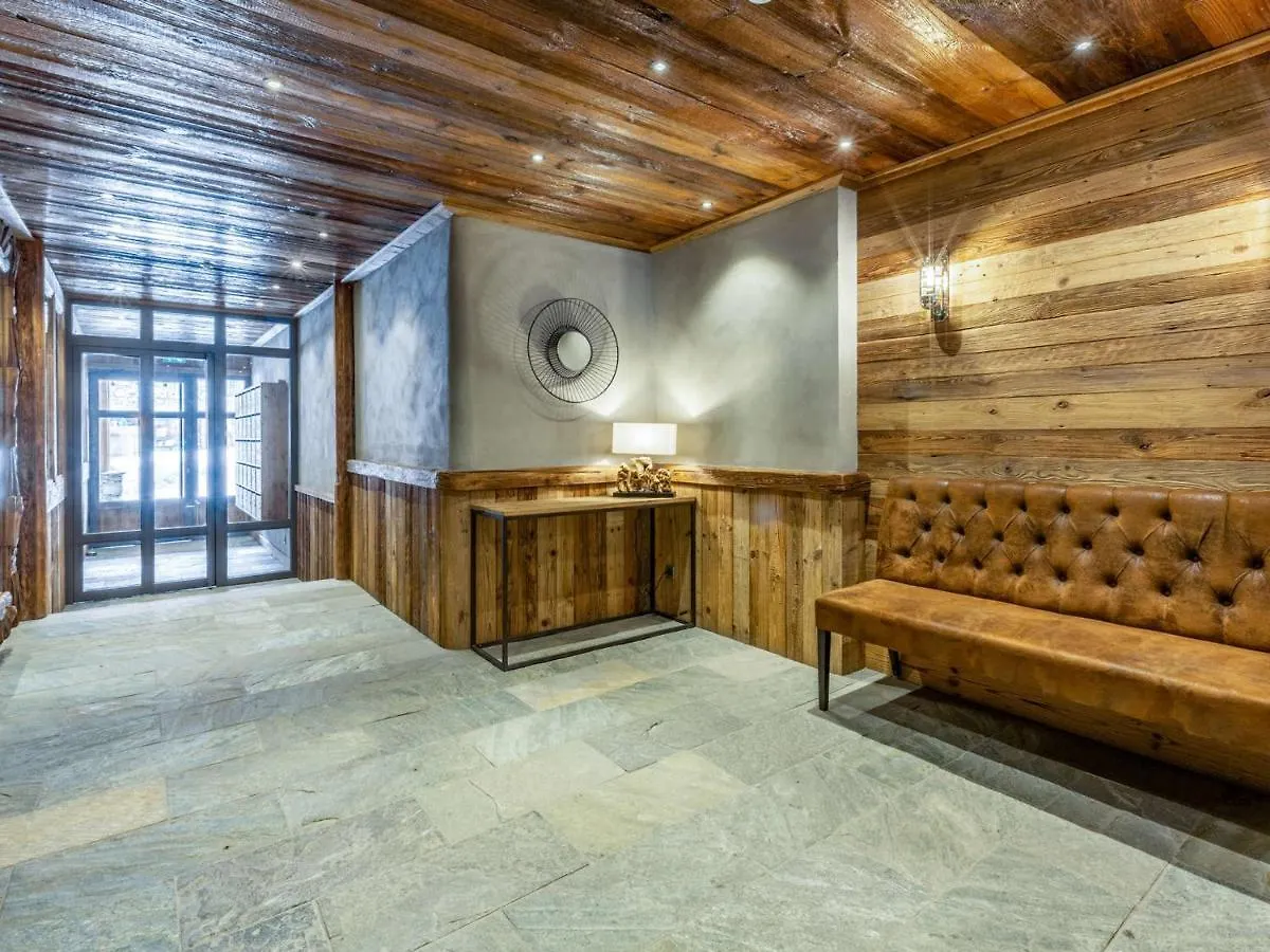 Superbe Studio Renove Avec Balcon, Au Pied Des Pistes, En Plein Coeur De Val-D'Isere - Fr-1-694-299 Apartment France